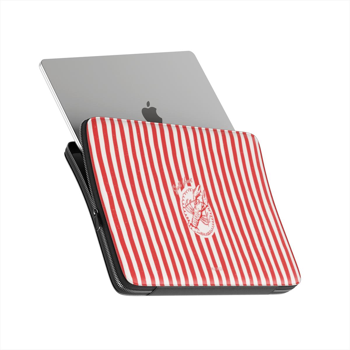 Shell Yeah - Laptop Sleeve