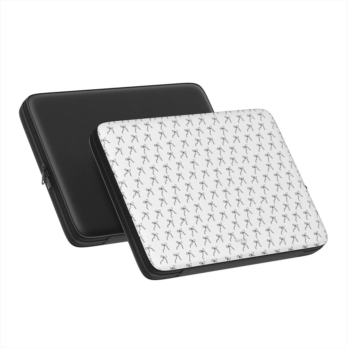 Understated - Laptop Sleeve